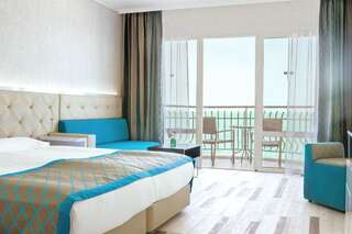 Отель Sentido Marea Hotel - 24 hours Ultra All inclusive Золотые Пески Двухместный номер с 1 кроватью или 2 отдельными кроватями и видом на море-2